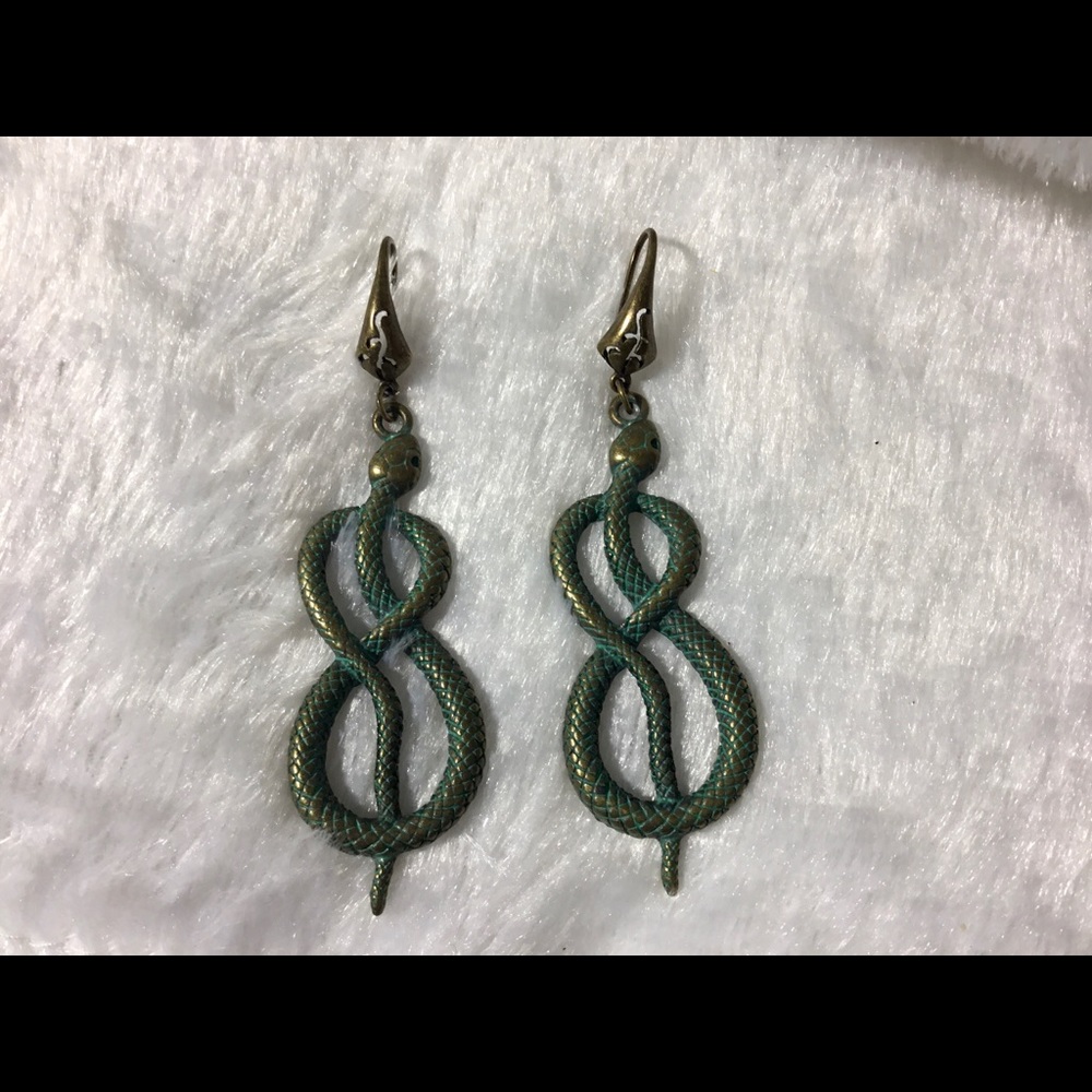 SOLD!! Verdigris Infinity Snake Earrings - Picture 7 of 15
